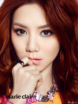 组图：邓紫棋色彩大片演绎名伶魅力