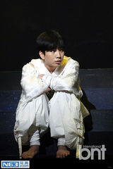 组图：音乐剧《风之国》媒体试演G.O等激情献唱