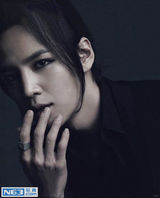 策划：浓妆不专属 看男歌手如何妖艳逆袭