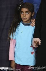 高清：竞赛片《奖励》发布会 导演宝拉携众演员到场