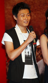 组图：《铁血兄弟》将登央八 巩汉林父子齐上阵