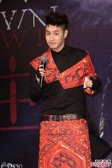 组图：潘玮柏自创激速舞 模仿打呼不怕金钟魔咒