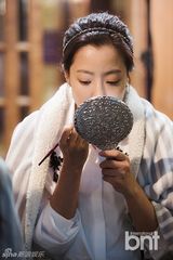 组图：《好时节》气氛融洽 金喜善等其乐融融