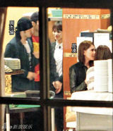 组图：周杰伦昆凌四年恋情回顾 差14岁无代沟