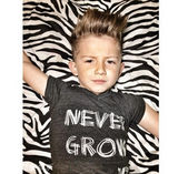 组图：小妖孽来了！外国正太留飞机头霸气十足