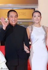 组图：《归来》戛纳首映 巩俐气场强大如女王