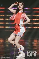 组图：Super Junior回归再夺冠 T-ara等女团性感大对决