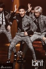 组图：Super Junior回归再夺冠 T-ara等女团性感大对决