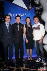 组图：嫩模Jessica否认恋安志杰 与男友哂甜蜜