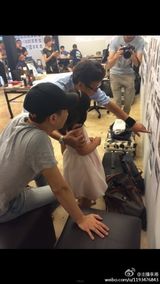 组图：萌娃萌爸！《澳门2》王诗龄张家辉演父女