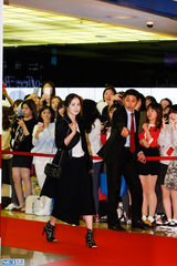 独家高清：金泰熙权相佑大咖齐捧场宋承宪新片