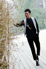 组图：万思维夏日街拍  英伦风清爽绅士