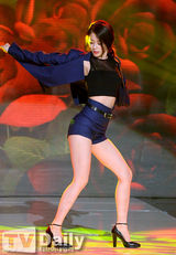 组图：《冠军秀》精彩无限 VIXX夺冠喜极而泣