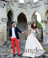 组图：苏怡贤印乔镇婚纱写真 变甜美梦幻夫妻