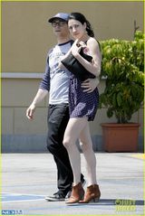 组图：囧瑟夫与神秘女友现身 紧搂蛮腰甜蜜蜜