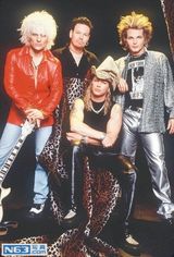 策划：浓妆不专属 看男歌手如何妖艳逆袭