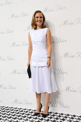 组图：女神齐聚上海!波特曼迷人章子怡网裙透视