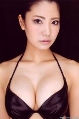 组图：33D仓持明日香写真集《耳垂》深沟有料
