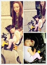 组图：(曹格儿女)曹氏兄妹有爱日常 暖Joe萌Grace初长成