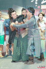 组图：李诗韵公开恋情 绯闻男友马国明送祝福