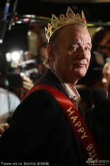 组图：女神娜奥米-沃茨金发美艳 真空挺八字奶