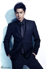 组图：张若昀西装大片 MAN味十足开启男色诱惑