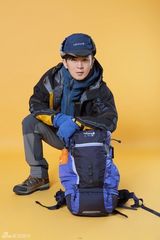 组图：郭家铭曝运动写真 阳光型男释放正能量