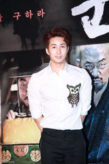 独家：韩影《群盗》试映会 姜东元河正宇等出席