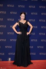 组图：杨恭如耿乐等众星盛装出席时尚盛典