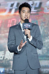 组图：赵又廷不介意圆圆有亲密戏 她是专业演员