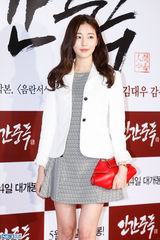 独家高清：金泰熙权相佑大咖齐捧场宋承宪新片