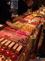 组图：杜若溪严宽法国度蜜月 秀恩爱分享甜点