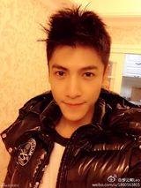 组图：《笙箫默》何以琛赵默笙学生期演员罗云熙吴倩曝光