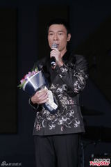 组图：许志安助阵演唱会 将赴日与文咏珊合拍MV