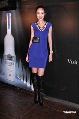 幻灯：孙耀威笑言自己酒品好 傅颖透露7月将发片