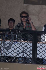 组图：林大晋首场个唱开启 罗志祥监场压阵