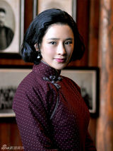 组图：《金战》曝剧照 周显欣饰才貌双全女战士