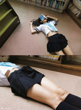 组图：NMB48成员泳池边湿身 玩制服诱惑露底裤