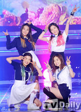 组图：众星展现完美舞台 SISTAR清凉性感