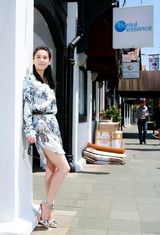 策划：夏日宅男福利！看女星为美秀大腿