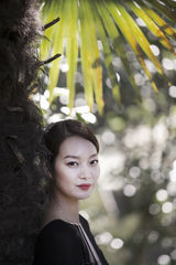 组图：《庆州》亮相影展 申敏儿拍写真端庄秀丽