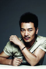 组图：吴樾拍摄新写真 展现男人多面性