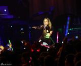 组图：艾薇儿上海开唱揭幕世界巡演