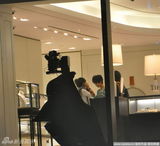 组图：汤唯《极速天使》玩街头风 张柏芝宽松衣遮腹