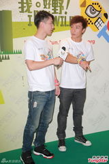 组图：方力申否认为票房结婚 称不能用婚姻作赌