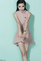 组图：李冰冰大片性感解放 裙摆飞扬肌肤似雪