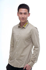 组图：刘立足球写真展阳光暖男魅力