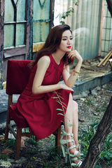 组图：张萌时尚大片 冷艳迷人展现姣好身材