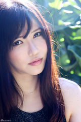独家：冲田杏梨肤白水嫩 巨乳女优秒变小清新