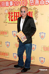 幻灯：熊黛林香肩斜露艳压群芳 大赞吴君如功力高